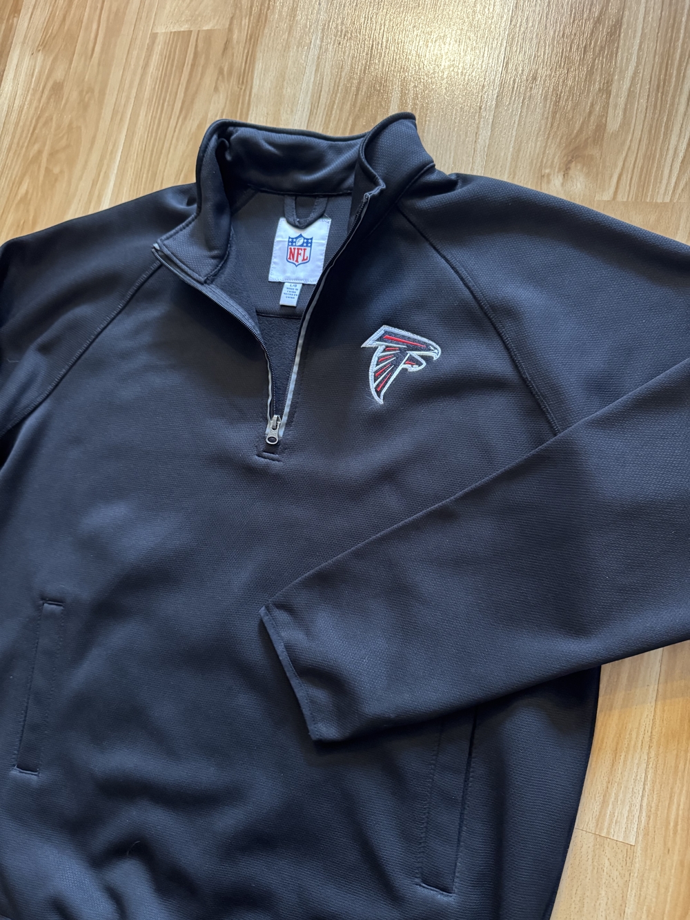 Atlanta Falcons NFL Performance Quarter Zip Half Zip Pullover- Men's Large